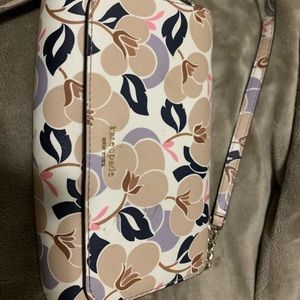 Kate Spade Hand bag